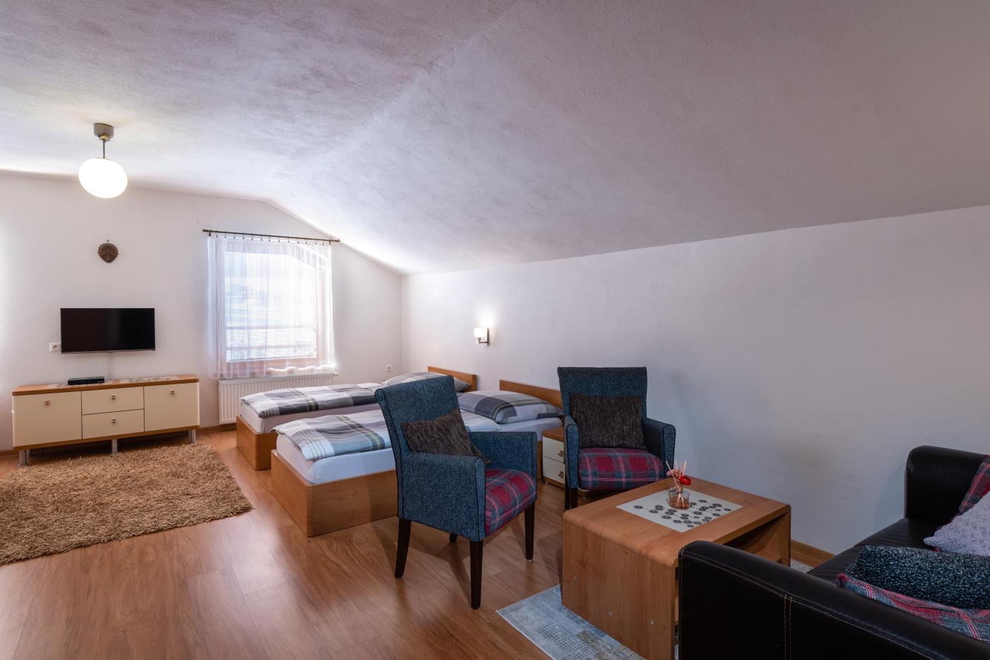 Pension Lunatyk Liptovský Mikuláš Esterno foto